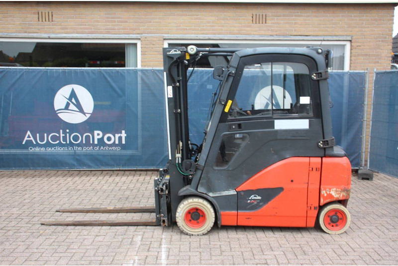Linde E20PHL-02 - Elektrostapler: das Bild 2 Linde E20PHL-02 - Elektrostapler: das Bild 2