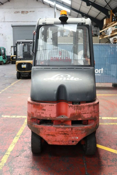 Linde E25-02 - Elektrostapler: das Bild 5 Linde E25-02 - Elektrostapler: das Bild 5