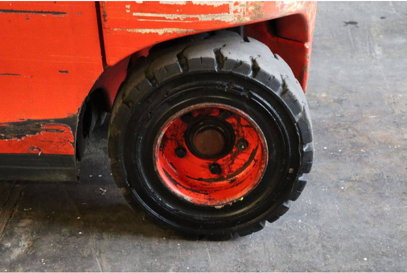 Elektrostapler Linde E25PL: das Bild 16 Elektrostapler Linde E25PL: das Bild 16