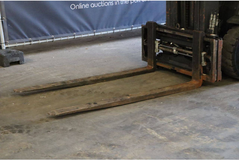 Elektrostapler Linde E25PL: das Bild 10 Elektrostapler Linde E25PL: das Bild 10