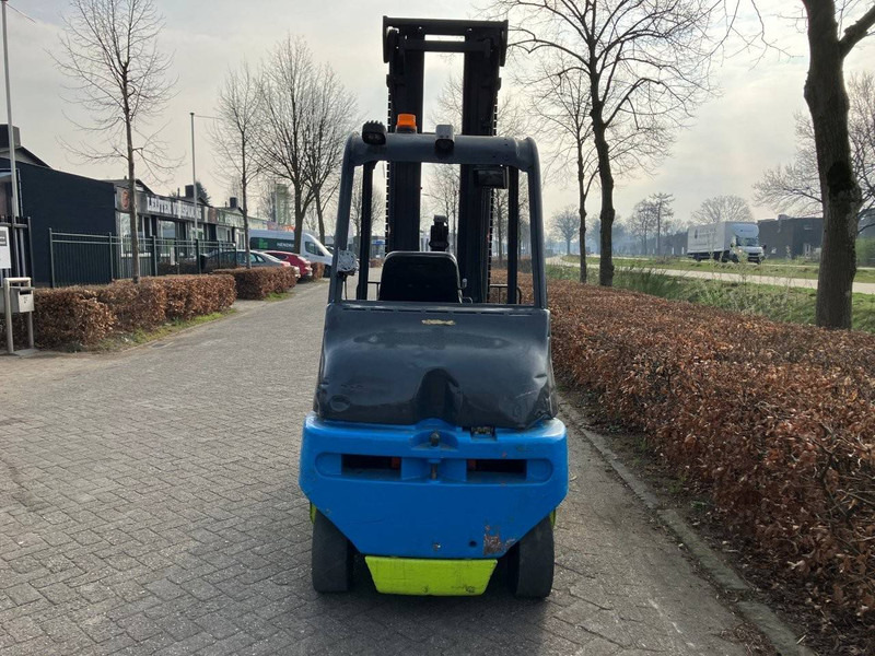 Linde E30-01 - Elektrostapler: das Bild 4 Linde E30-01 - Elektrostapler: das Bild 4