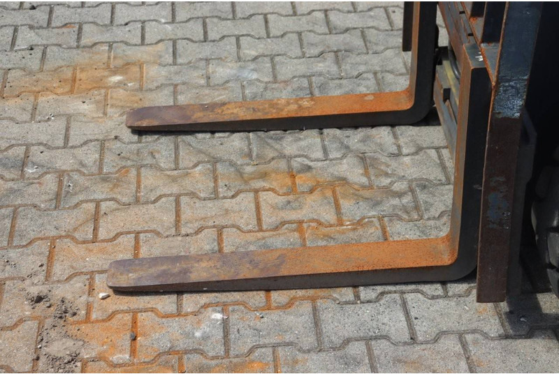 Dieselstapler Linde H25D-02: das Bild 12