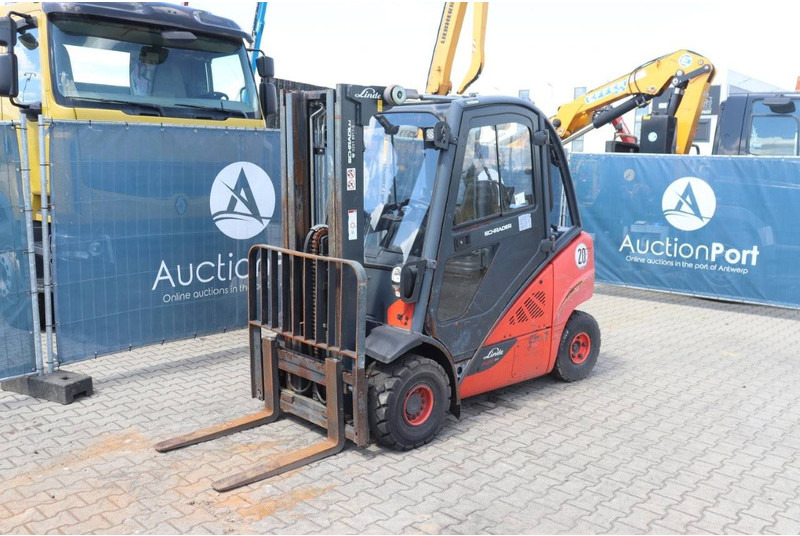 Dieselstapler Linde H25D-02: das Bild 8