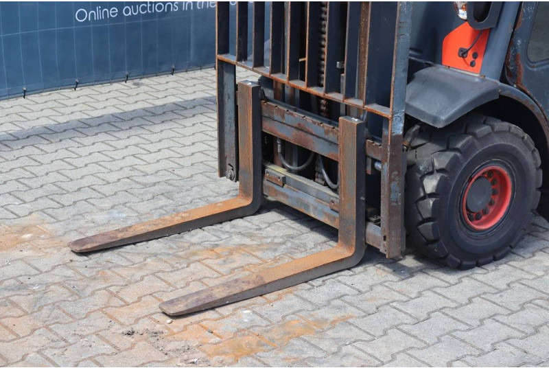 Dieselstapler Linde H25D-02: das Bild 9