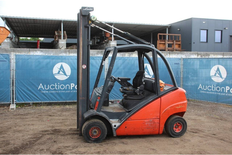 Linde H25T - Geländestapler: das Bild 1 Linde H25T - Geländestapler: das Bild 1