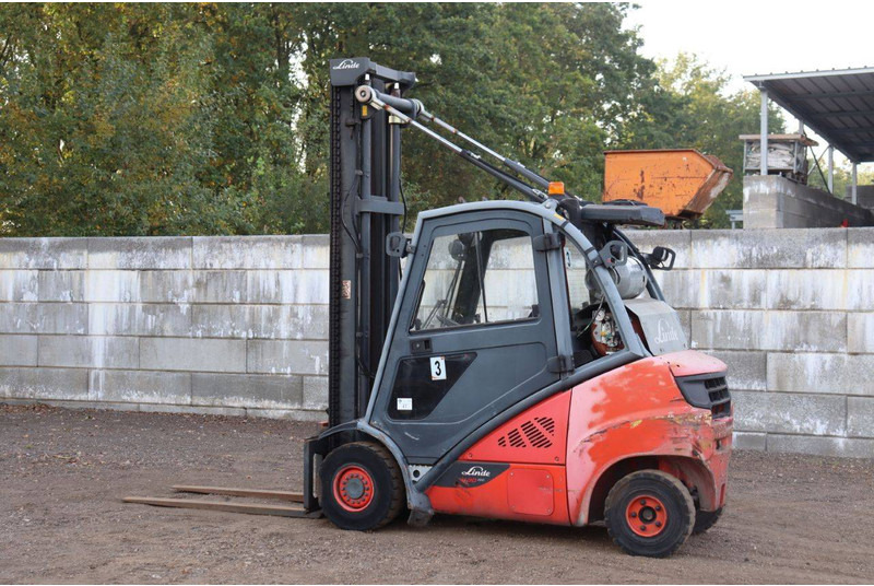 Linde H30CNG-02 - Treibgasstapler: das Bild 3 Linde H30CNG-02 - Treibgasstapler: das Bild 3