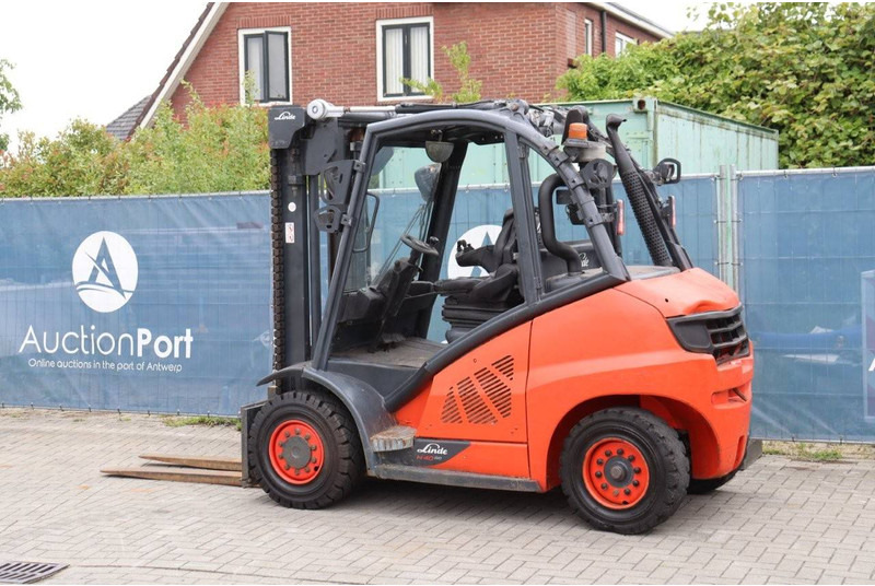 Linde H40D-02 - Dieselstapler: das Bild 3 Linde H40D-02 - Dieselstapler: das Bild 3