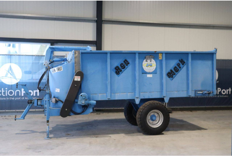 MARK R301 - Dungstreuer: das Bild 2 MARK R301 - Dungstreuer: das Bild 2