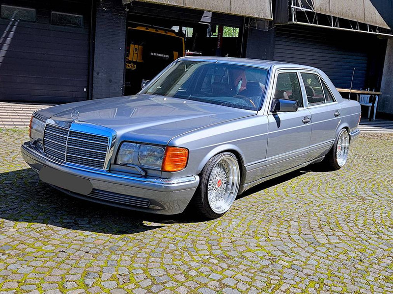 Mercedes-Benz 300-serie 300 SE Lowrider - Limousine: das Bild 2 Mercedes-Benz 300-serie 300 SE Lowrider - Limousine: das Bild 2