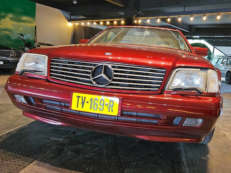 Mercedes-Benz SL-Klasse (R129) _ 500 ("40th Anniversary Roadster") - Limousine: das Bild 4 Mercedes-Benz SL-Klasse (R129) _ 500 ("40th Anniversary Roadster") - Limousine: das Bild 4