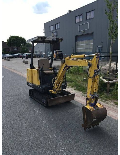 Mitsubishi MM15 - Minibagger: das Bild 2 Mitsubishi MM15 - Minibagger: das Bild 2
