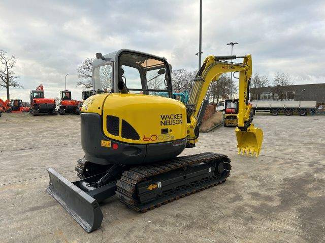 Neuson 6003 - Kettenbagger: das Bild 4 Neuson 6003 - Kettenbagger: das Bild 4