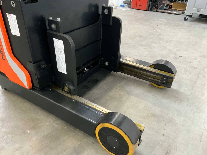 Noblelift RT20 PRO - Schubmaststapler: das Bild 3 Noblelift RT20 PRO - Schubmaststapler: das Bild 3