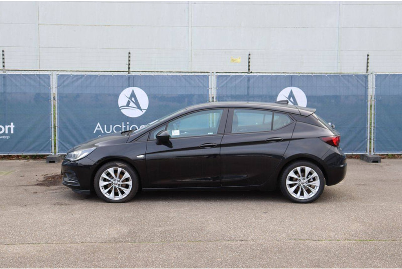 Opel Astra - Limousine: das Bild 2 Opel Astra - Limousine: das Bild 2