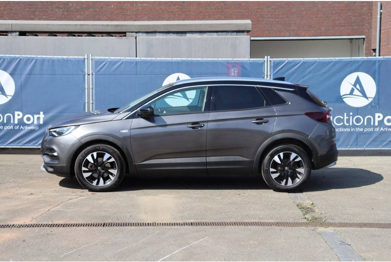 Opel Grandland Ultimate - SUV/ Geländewagen: das Bild 2 Opel Grandland Ultimate - SUV/ Geländewagen: das Bild 2