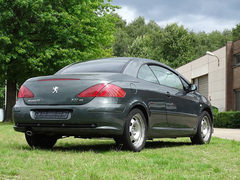 Peugeot 307 CC 1.6i - Limousine: das Bild 4 Peugeot 307 CC 1.6i - Limousine: das Bild 4