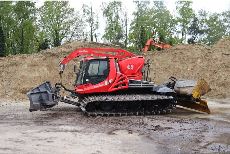 Pistenbully 600W Polar - Bulldozer: das Bild 1 Pistenbully 600W Polar - Bulldozer: das Bild 1