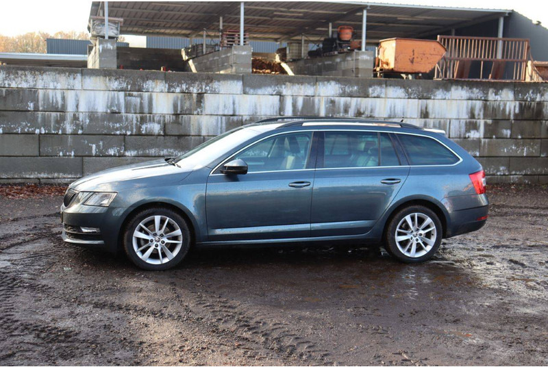Škoda Octavia - PKW: das Bild 1 Škoda Octavia - PKW: das Bild 1