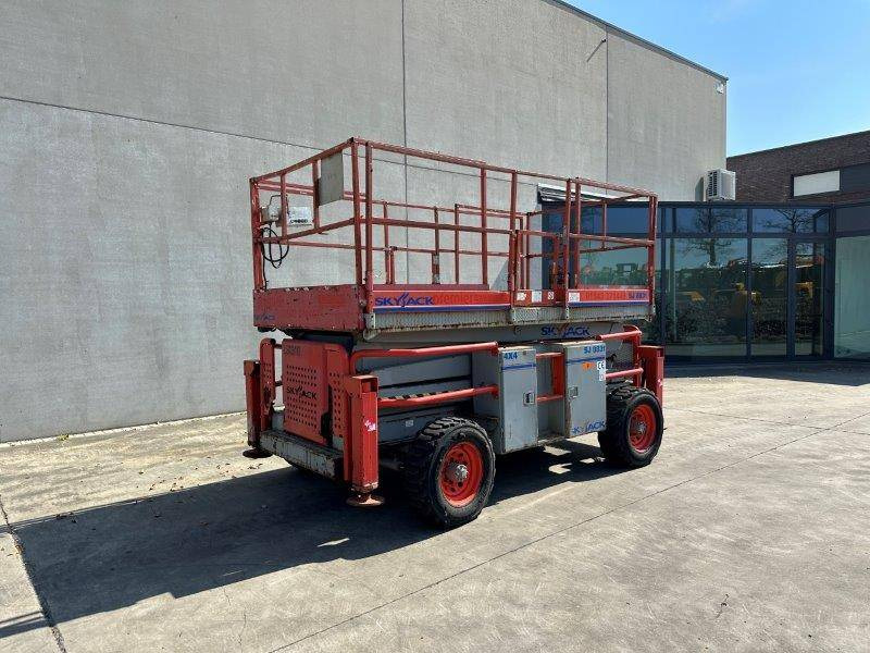 Skyjack SJ8831 - Scherenbühne: das Bild 1 Skyjack SJ8831 - Scherenbühne: das Bild 1
