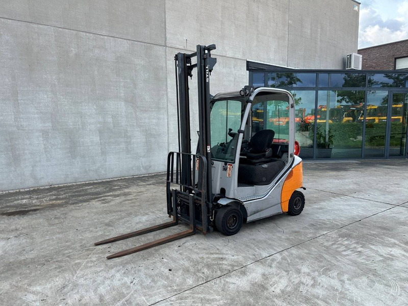 Still RX70-18T - Treibgasstapler: das Bild 1 Still RX70-18T - Treibgasstapler: das Bild 1