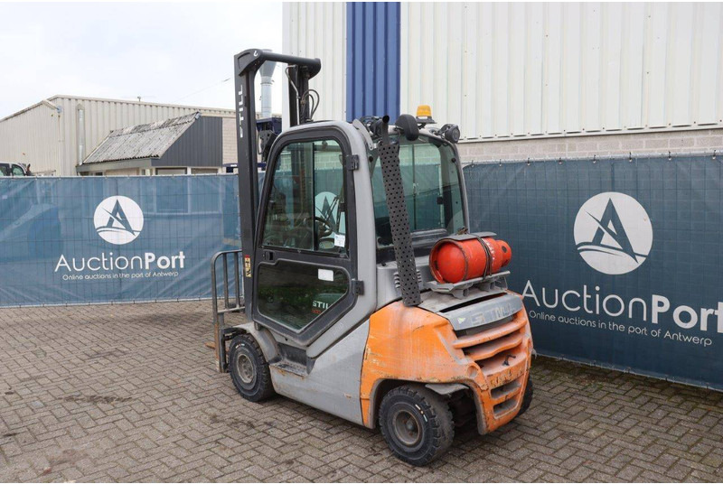 Still RX70-25T - Treibgasstapler: das Bild 3 Still RX70-25T - Treibgasstapler: das Bild 3