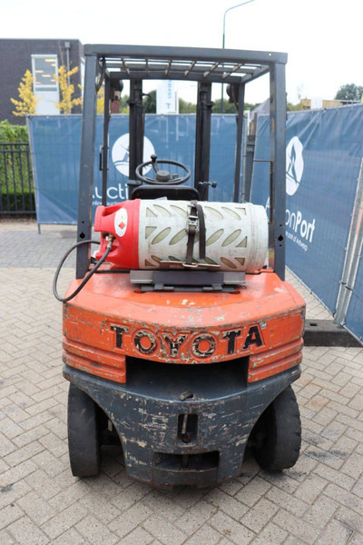 Toyota 42 5FG20 - Treibgasstapler: das Bild 5 Toyota 42 5FG20 - Treibgasstapler: das Bild 5