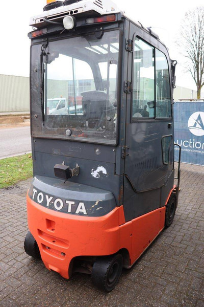 Toyota 8FBMT25 - Elektrostapler: das Bild 5 Toyota 8FBMT25 - Elektrostapler: das Bild 5