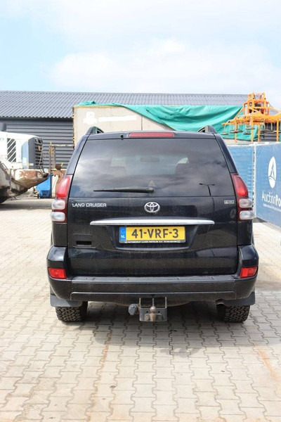 Toyota LANDCRUISER (120 SERIES) - PKW: das Bild 4 Toyota LANDCRUISER (120 SERIES) - PKW: das Bild 4