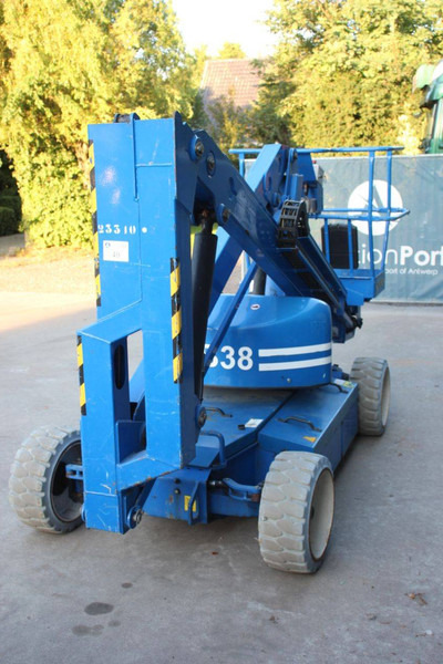 UpRight AB38 - Gelenkarmbühne: das Bild 5 UpRight AB38 - Gelenkarmbühne: das Bild 5