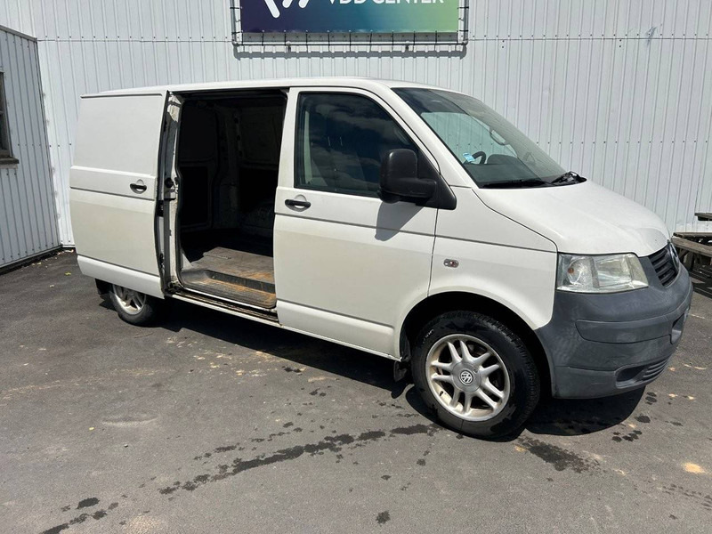 Volkswagen Transporter T5 - Kastenwagen: das Bild 1 Volkswagen Transporter T5 - Kastenwagen: das Bild 1