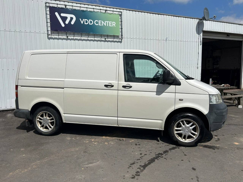 Volkswagen Transporter T5 - Kastenwagen: das Bild 3 Volkswagen Transporter T5 - Kastenwagen: das Bild 3