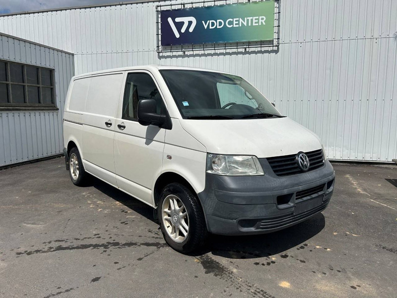 Volkswagen Transporter T5 - Kastenwagen: das Bild 2 Volkswagen Transporter T5 - Kastenwagen: das Bild 2