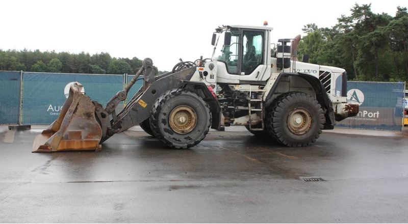 Volvo L 180 F - Radlader: das Bild 1 Volvo L 180 F - Radlader: das Bild 1