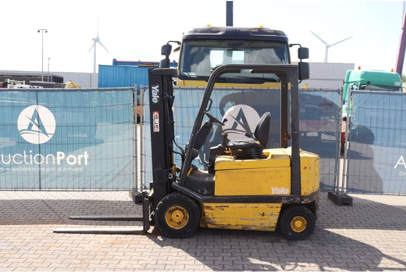 Yale ERP25ALF E2145 - Elektrostapler: das Bild 2 Yale ERP25ALF E2145 - Elektrostapler: das Bild 2