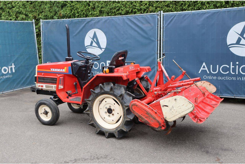 Yanmar F15 - Traktor: das Bild 3 Yanmar F15 - Traktor: das Bild 3