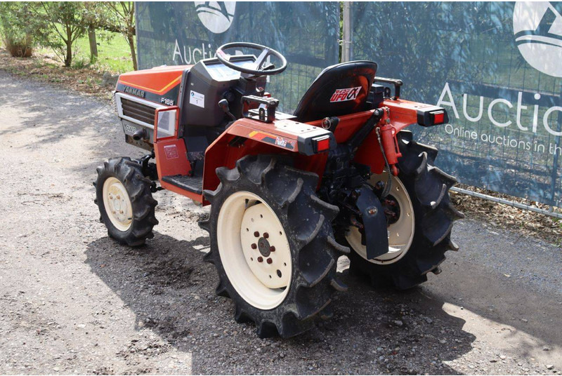 Yanmar F165D - Traktor: das Bild 3 Yanmar F165D - Traktor: das Bild 3