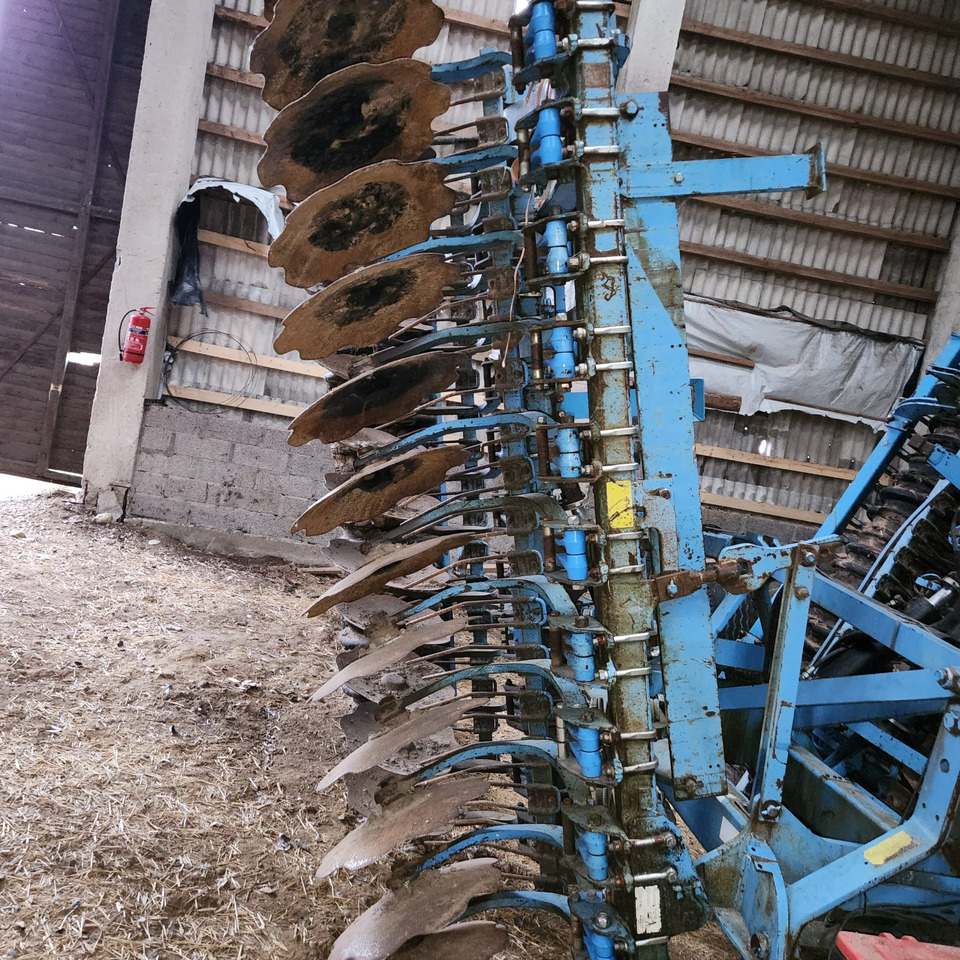 LEMKEN Rubin 9/600 KUEA - Scheibenegge: das Bild 3 LEMKEN Rubin 9/600 KUEA - Scheibenegge: das Bild 3