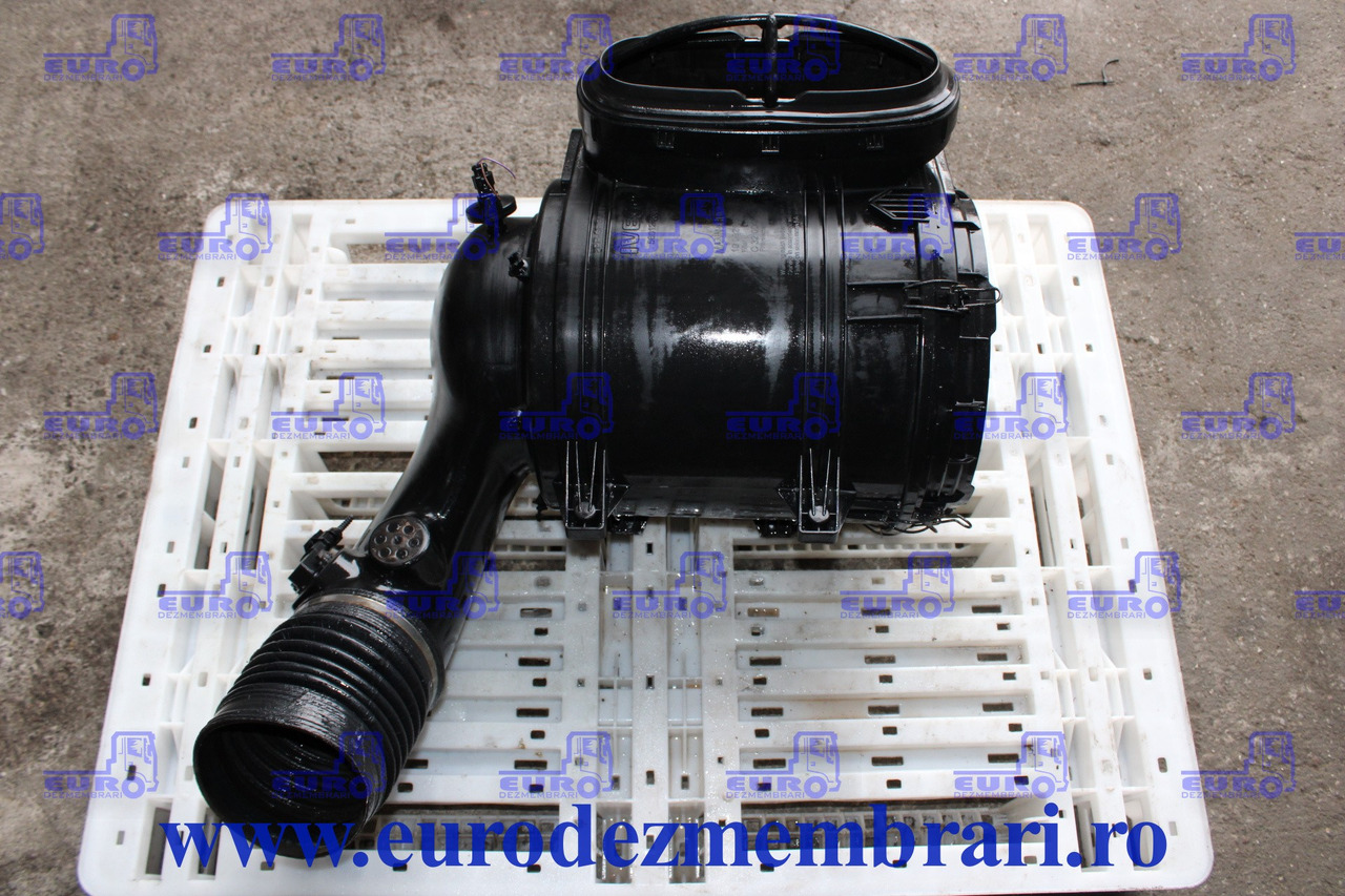 CARCASA FILTRU AER IVECO STRALIS 5801275395 - Luftfilter für LKW: das Bild 1 CARCASA FILTRU AER IVECO STRALIS 5801275395 - Luftfilter für LKW: das Bild 1
