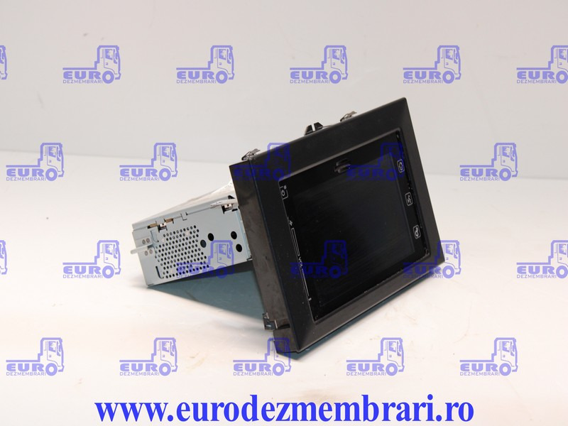 ELEMENT BORD UNITATE MULTIMEDIA MERCEDES ACTROS MP4 A0014461762 - Armaturenbrett für LKW: das Bild 2 ELEMENT BORD UNITATE MULTIMEDIA MERCEDES ACTROS MP4 A0014461762 - Armaturenbrett für LKW: das Bild 2