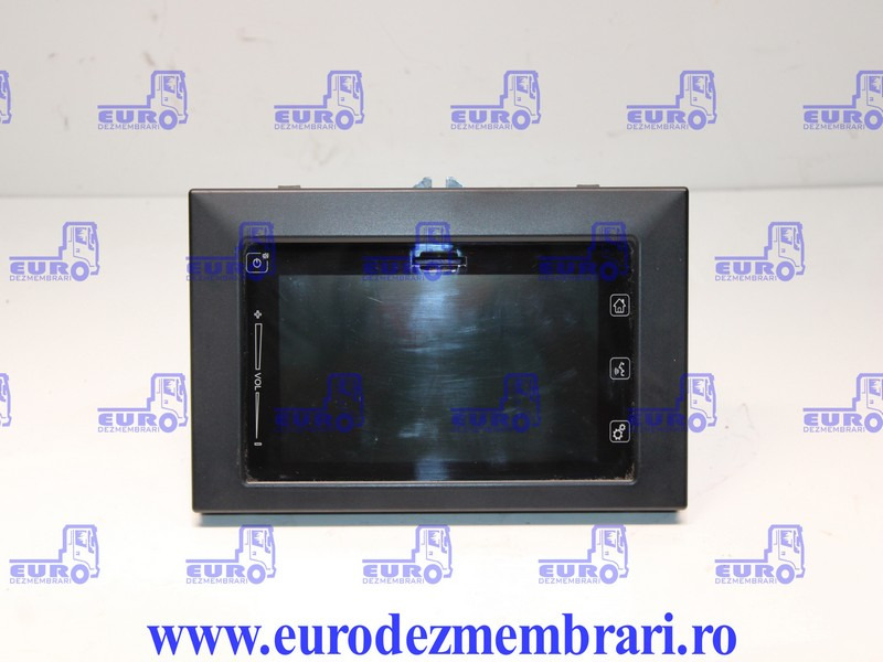 ELEMENT BORD UNITATE MULTIMEDIA MERCEDES ACTROS MP5 A0004469662 - Armaturenbrett für LKW: das Bild 1 ELEMENT BORD UNITATE MULTIMEDIA MERCEDES ACTROS MP5 A0004469662 - Armaturenbrett für LKW: das Bild 1