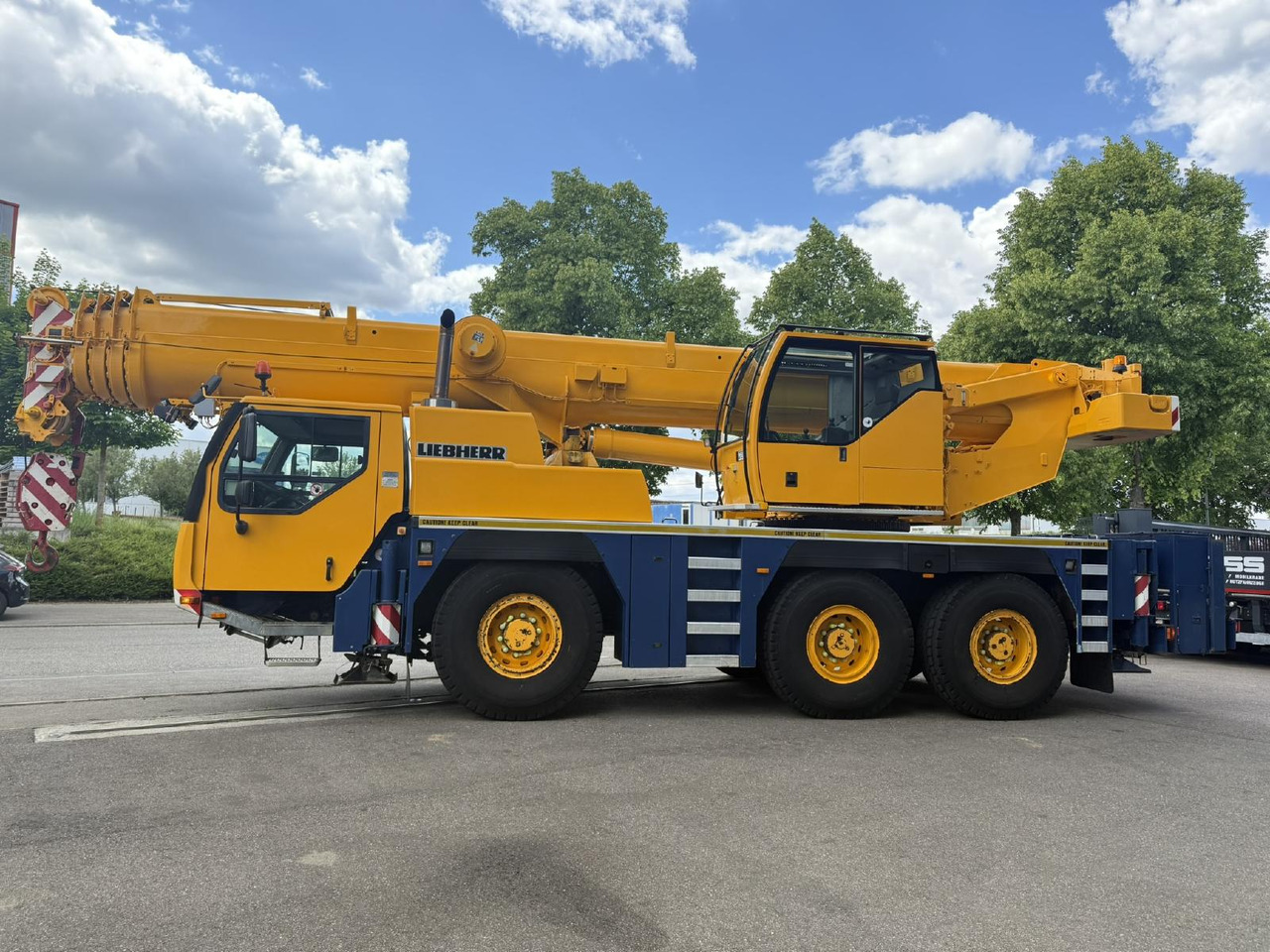 Liebherr LTM 1055-3.1 (05 - 055 855) | 6 x 6 - Mobilkran: das Bild 5 Liebherr LTM 1055-3.1 (05 - 055 855) | 6 x 6 - Mobilkran: das Bild 5