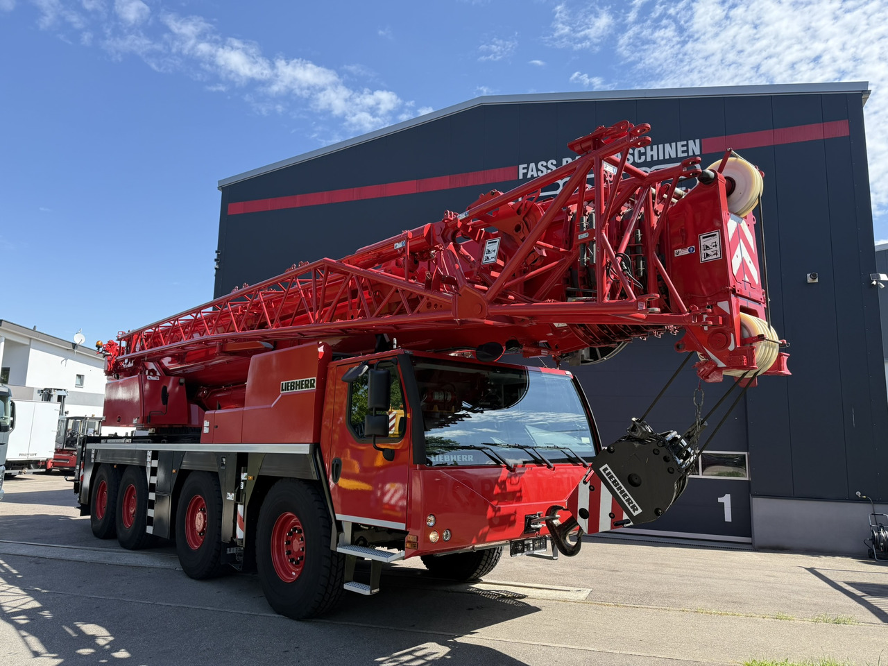 Liebherr LTM 1120-4.1 (21 - 090 556) - hydr. DKS - Mobilkran: das Bild 2 Liebherr LTM 1120-4.1 (21 - 090 556) - hydr. DKS - Mobilkran: das Bild 2