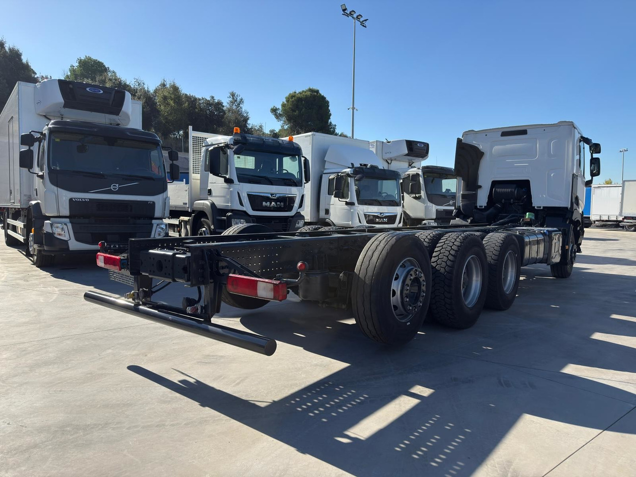 RENAULT C460 E6 (Chassis) - Fahrgestell LKW: das Bild 3 RENAULT C460 E6 (Chassis) - Fahrgestell LKW: das Bild 3