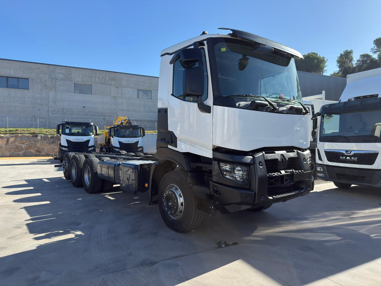 RENAULT C460 E6 (Chassis) - Fahrgestell LKW: das Bild 2 RENAULT C460 E6 (Chassis) - Fahrgestell LKW: das Bild 2