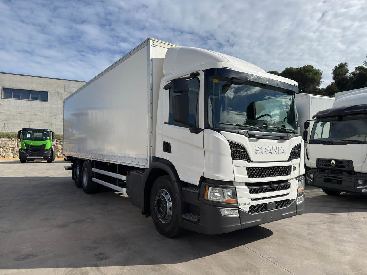 SCANIA P360 E6 (VAN) - Koffer LKW: das Bild 2 SCANIA P360 E6 (VAN) - Koffer LKW: das Bild 2
