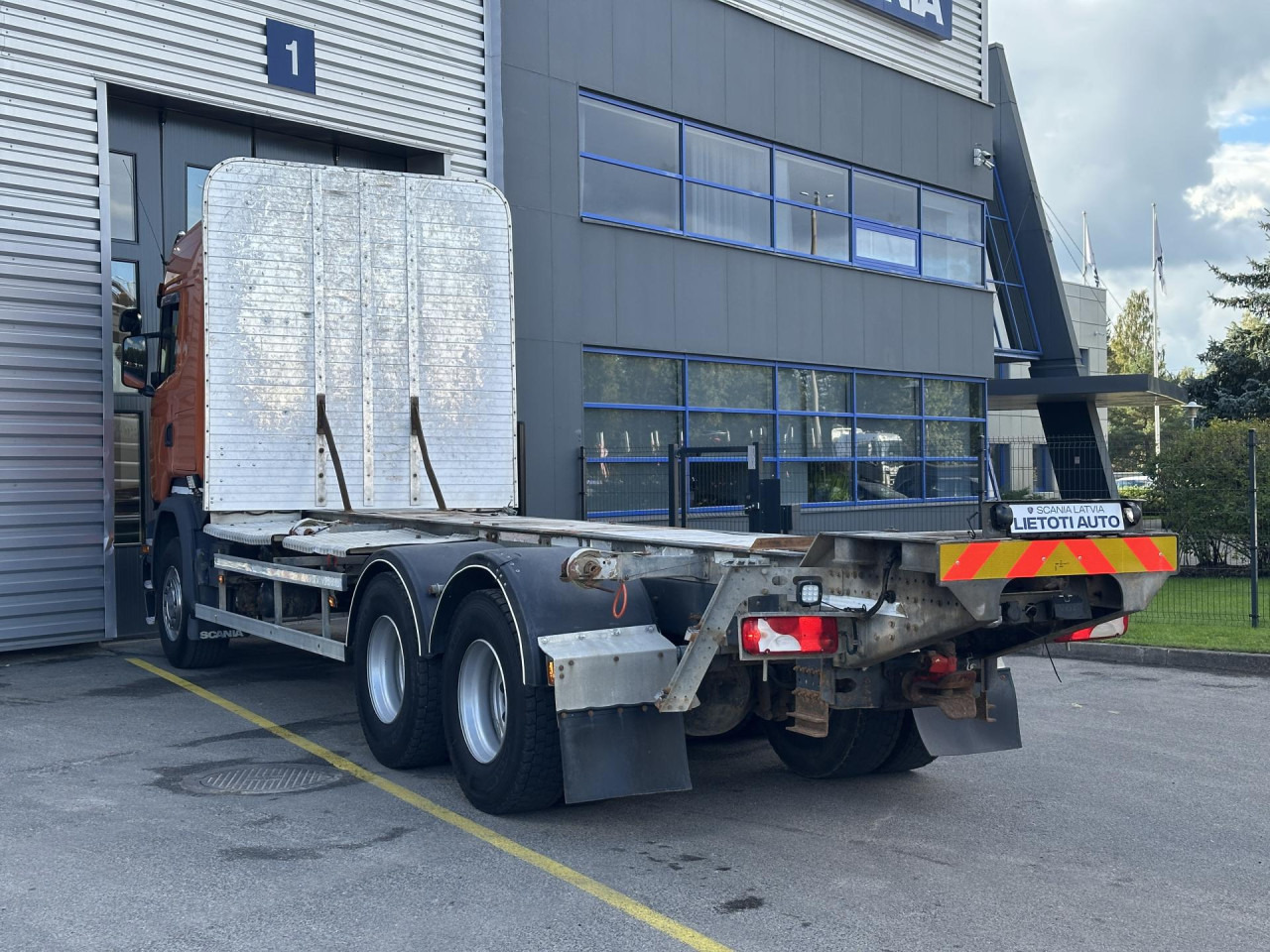 SCANIA R 450 CB6x4HHZ - Fahrgestell LKW: das Bild 5 SCANIA R 450 CB6x4HHZ - Fahrgestell LKW: das Bild 5