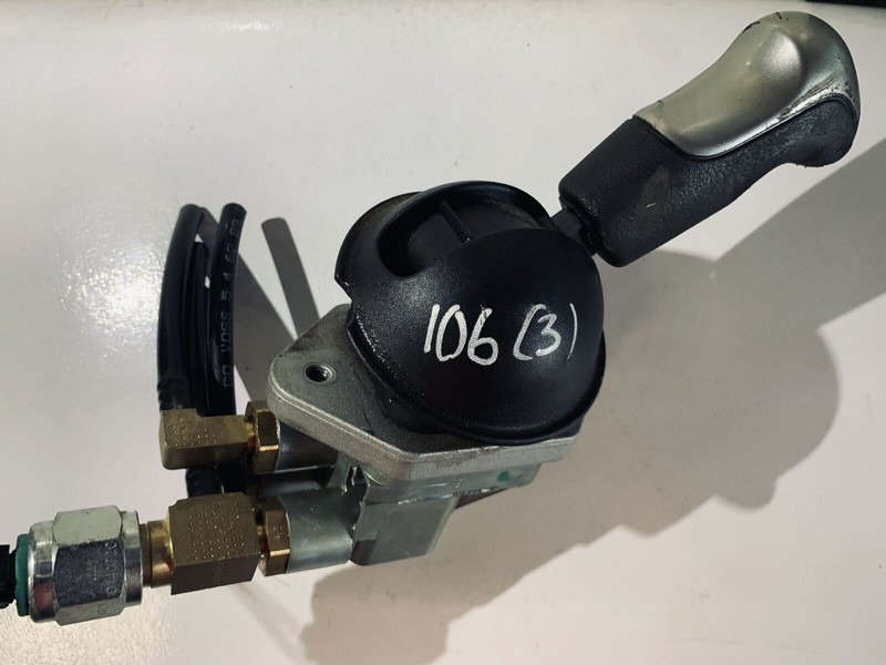 DAF 106 - Bremsteile: das Bild 3 DAF 106 - Bremsteile: das Bild 3