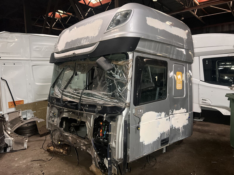 DAF XF 2020 - Fahrerhaus und Interieur: das Bild 3 DAF XF 2020 - Fahrerhaus und Interieur: das Bild 3