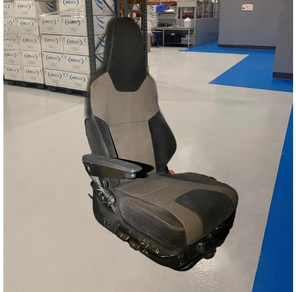 MAN Passenger (right side) - Sitz: das Bild 1 MAN Passenger (right side) - Sitz: das Bild 1