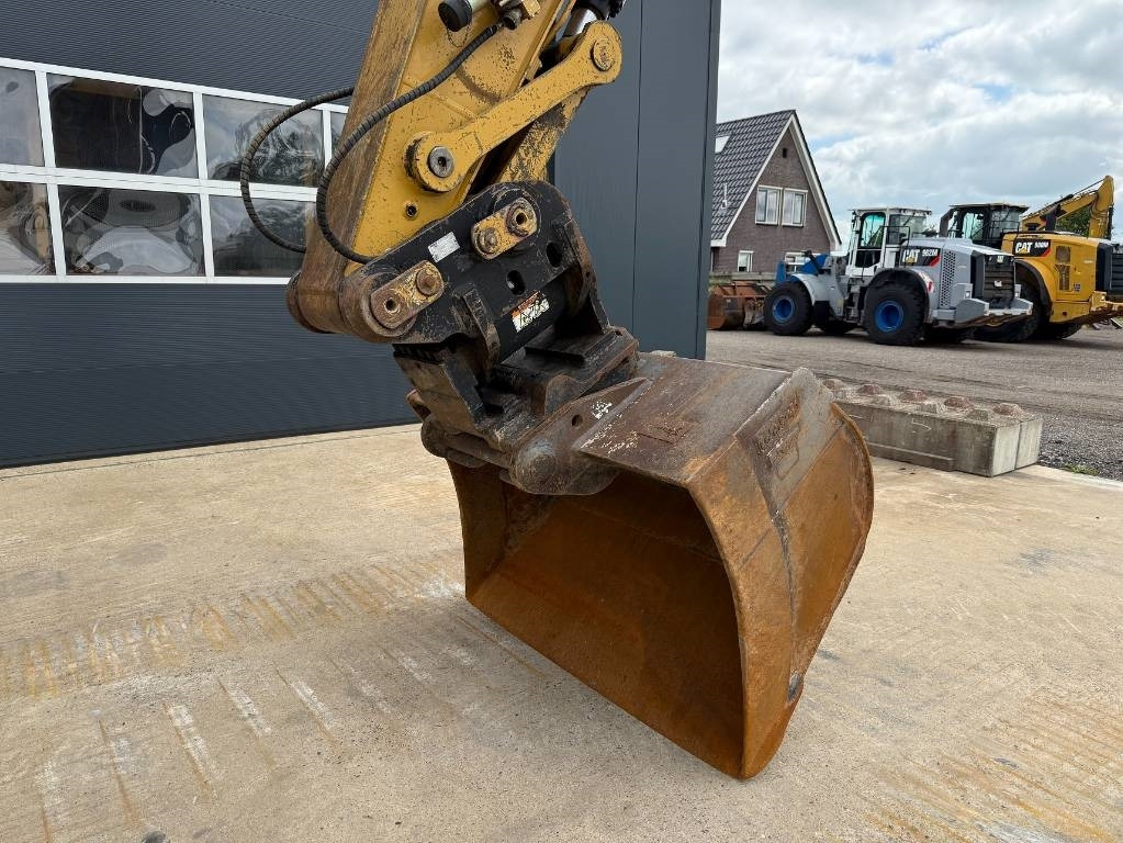 CAT 321 D LCR - Kettenbagger: das Bild 5 CAT 321 D LCR - Kettenbagger: das Bild 5